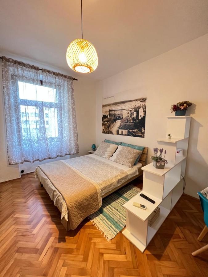 Colorita Studio Πούλα Εξωτερικό φωτογραφία